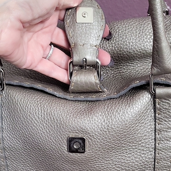 Fendi Selleria Silver/Grey Leather Bag - Picture 7 of 15